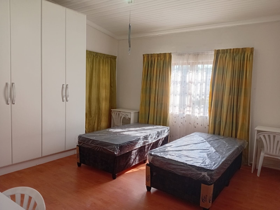 To Let 4 Bedroom Property for Rent in Selborne Eastern Cape